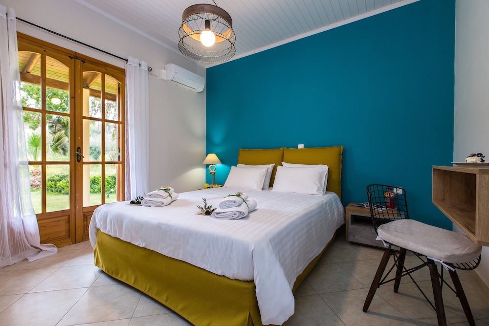 2 Villas Complex with Private Pool photo 3