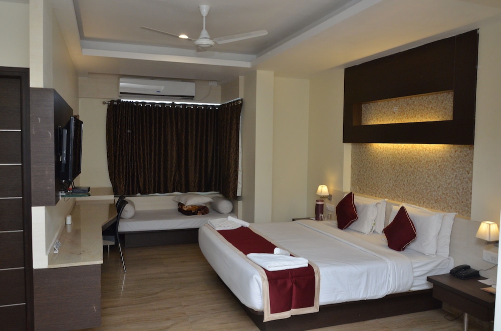 Deluxe Suite photo 1