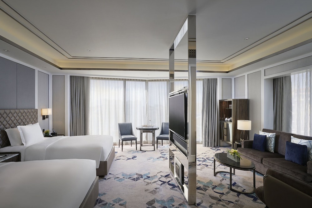 Deluxe Room, 2 Twin Beds - Photo 5