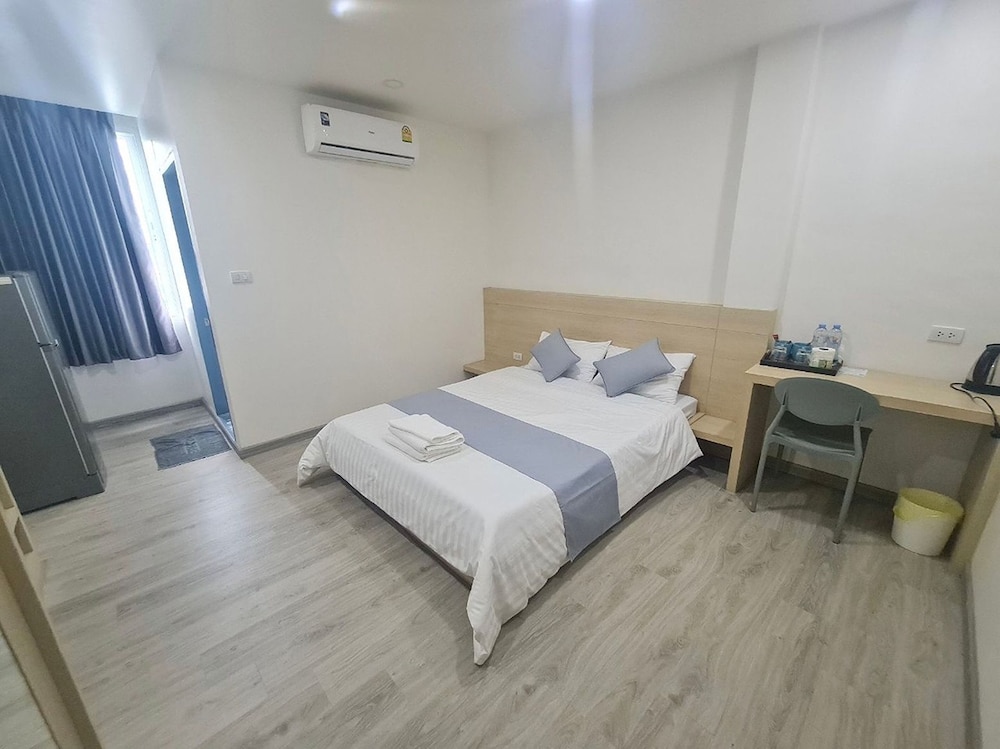 Standard Room photo 1