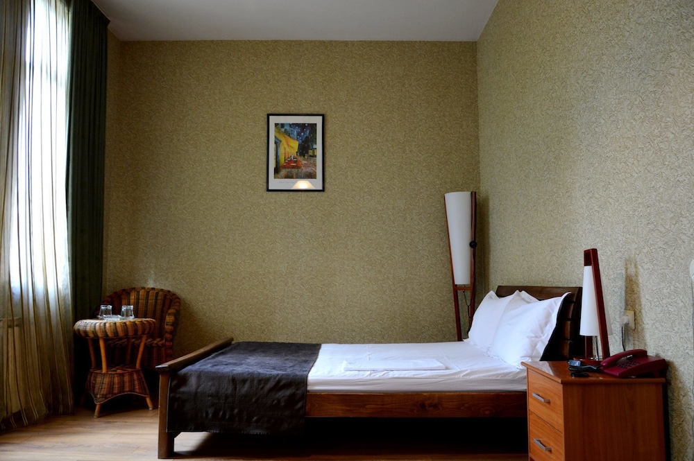 City Single Room, 1 Double Bed, City View photo 1