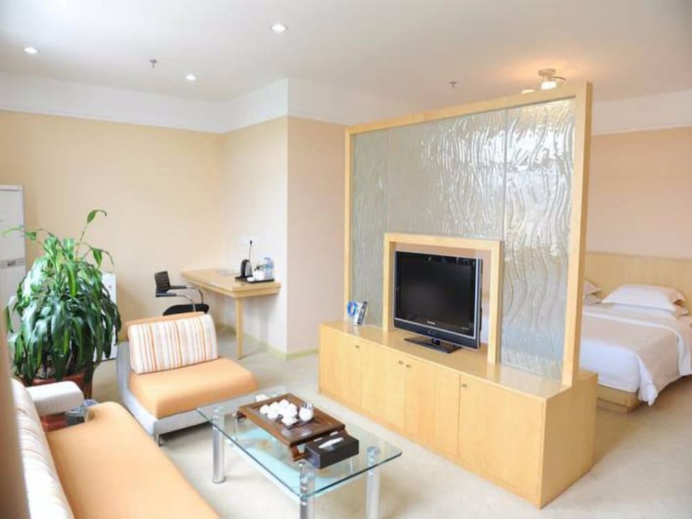 Business Suite photo 3