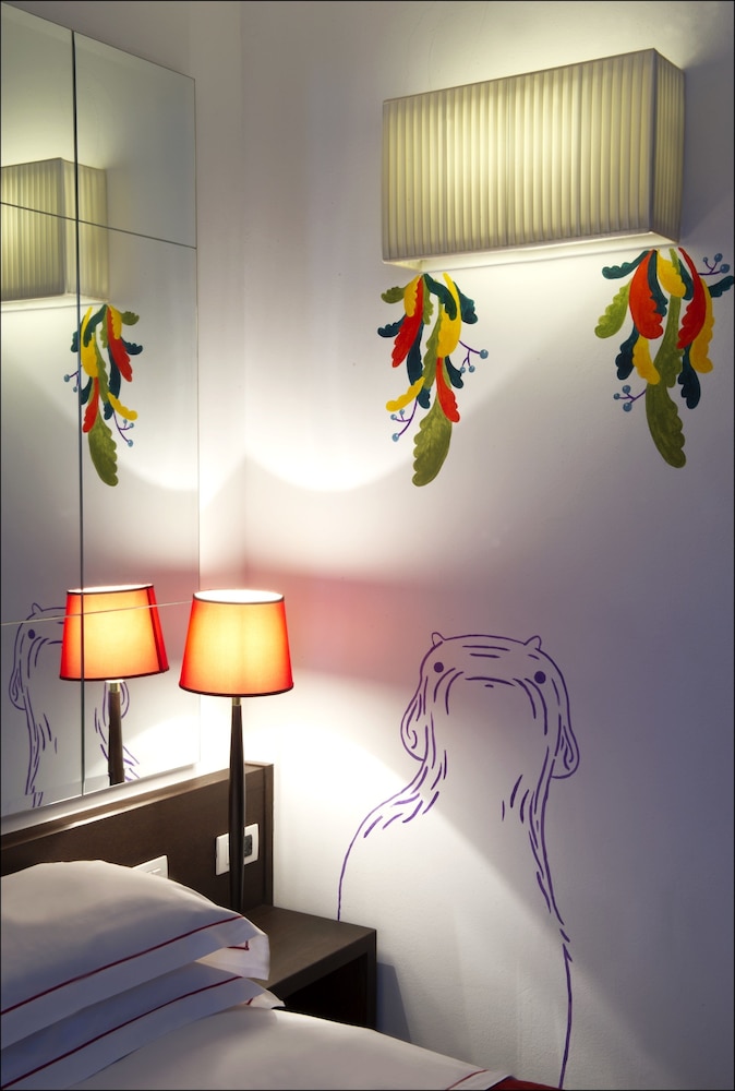 Classic Double Room - Photo 11