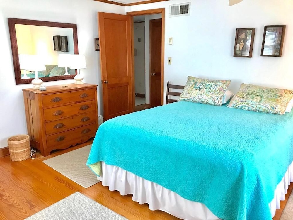 Cottage, Multiple Beds, Patio, Garden View