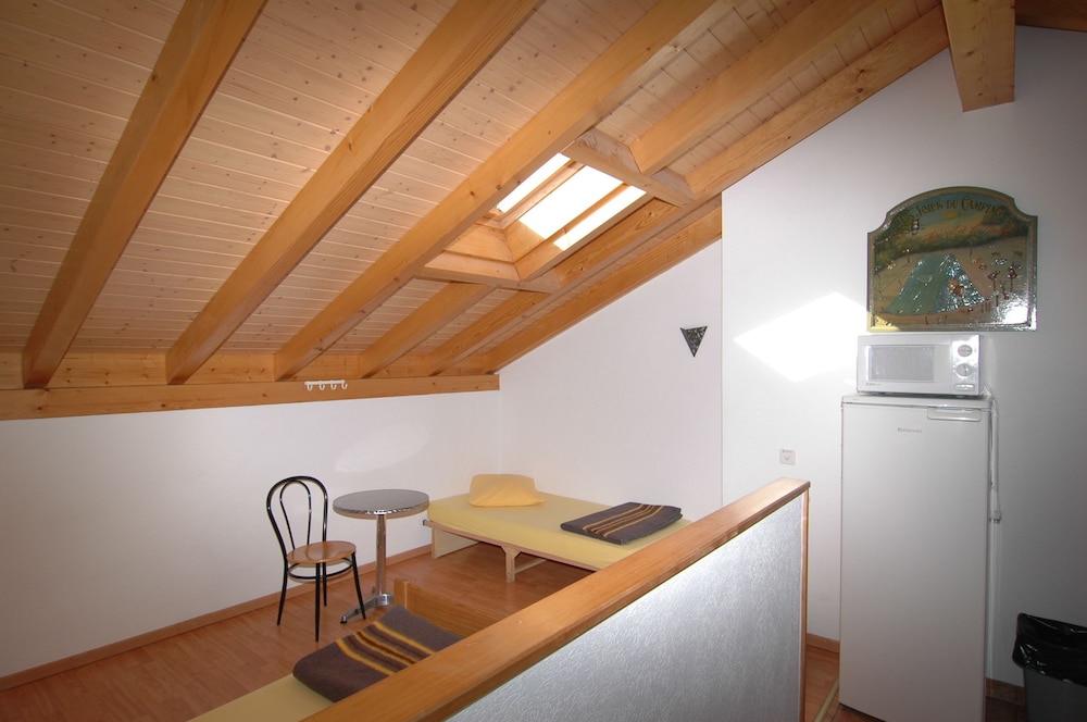 Shared Dormitory, Mixed Dorm, Shared Bathroom photo 2