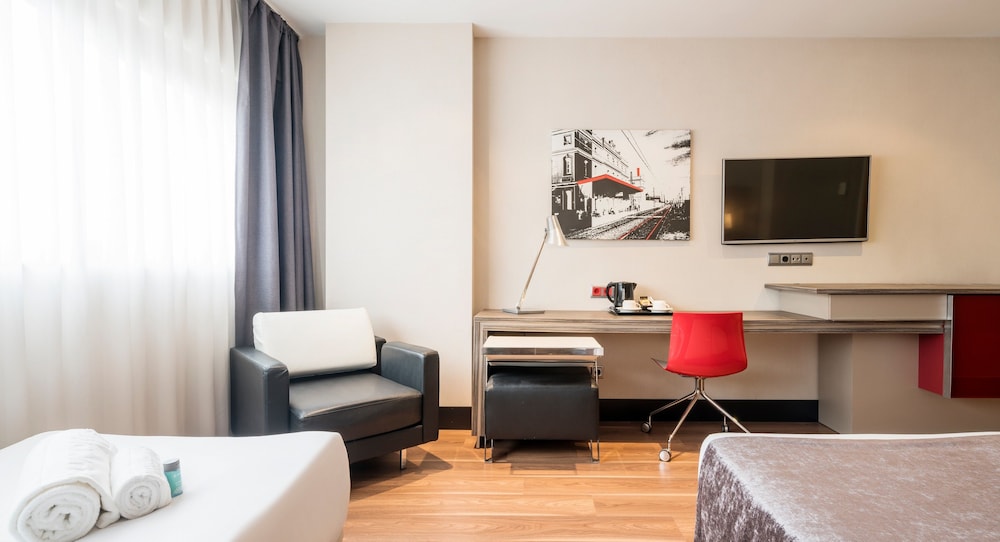 Triple room, 2 adults and 1 child photo 3