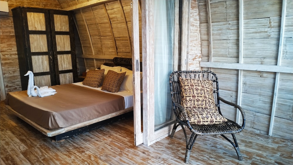 Honeymoon Room photo 1