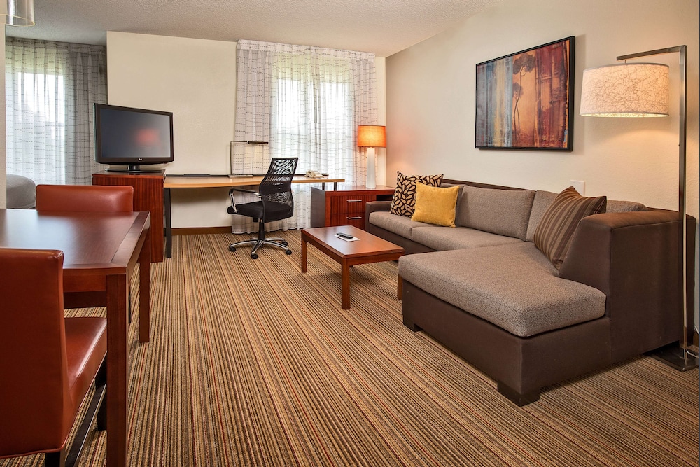 Suite, Multiple Beds, Accessible (Mobility Transfer Shower Two Bedrooms) - Photo 2
