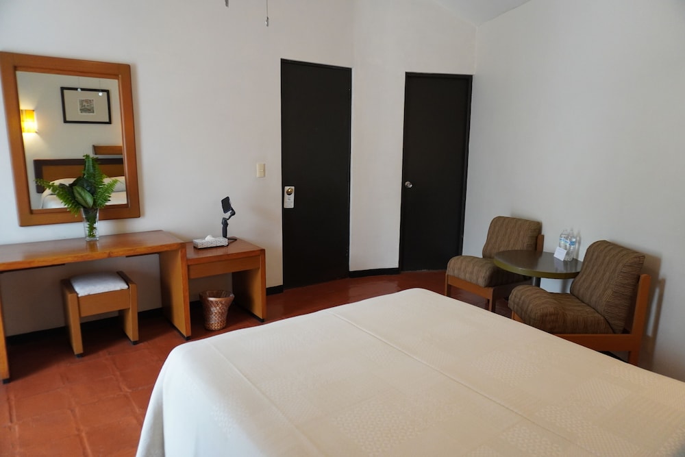 Standard Room - Photo 5