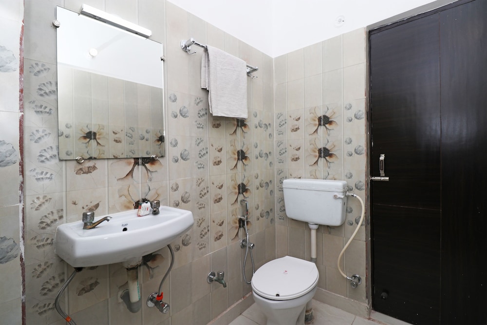 Deluxe Double Or Twin Room, 1 King Bed photo 2