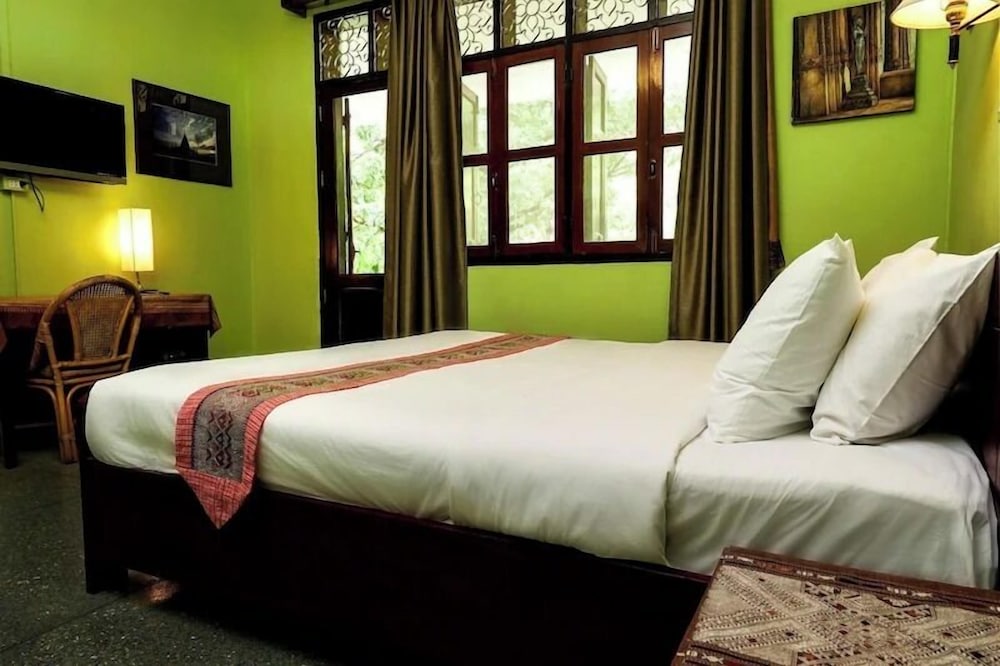 Deluxe Double Room, Garden View