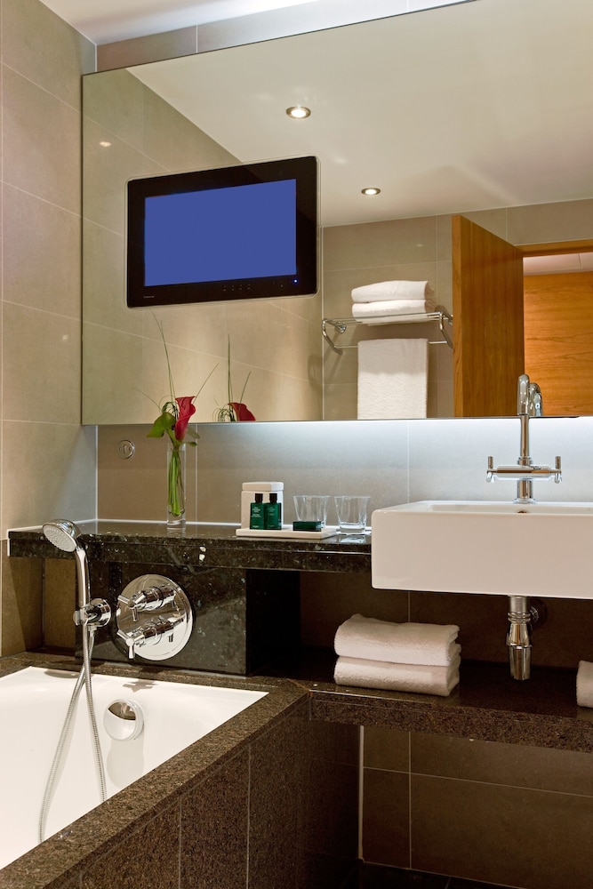 Club Suite, 1 Bedroom (Prestige - with lounge access) - Photo 4