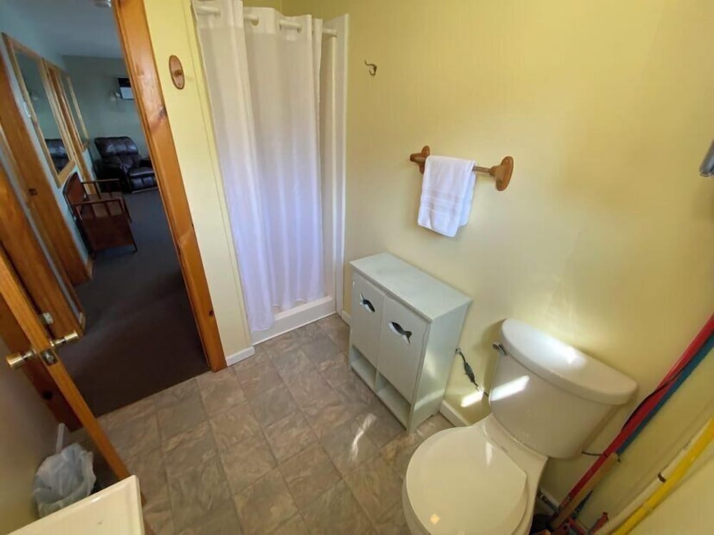 Cottage 3, 3 Bedrooms (reached by stairs) photo 3