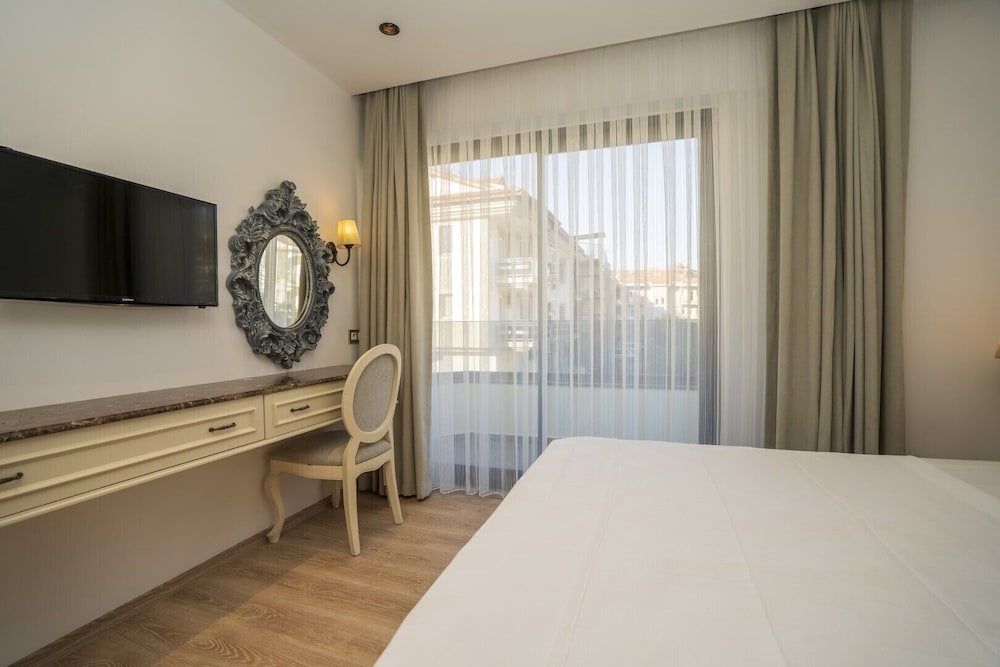 Standard Studio Suite - Photo 14