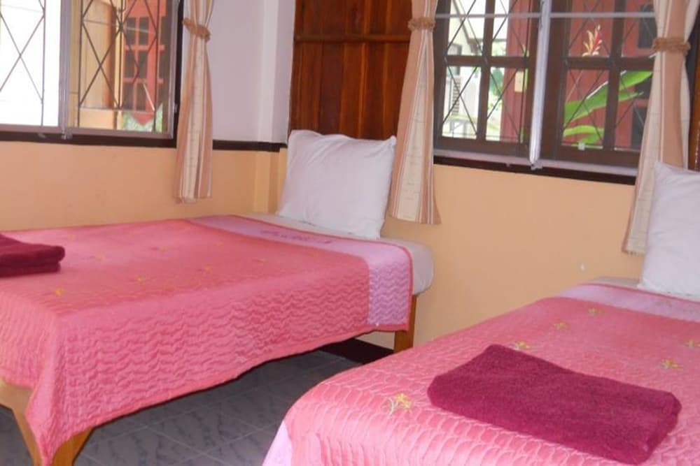 Standard Room, Air Conditioned photo 1