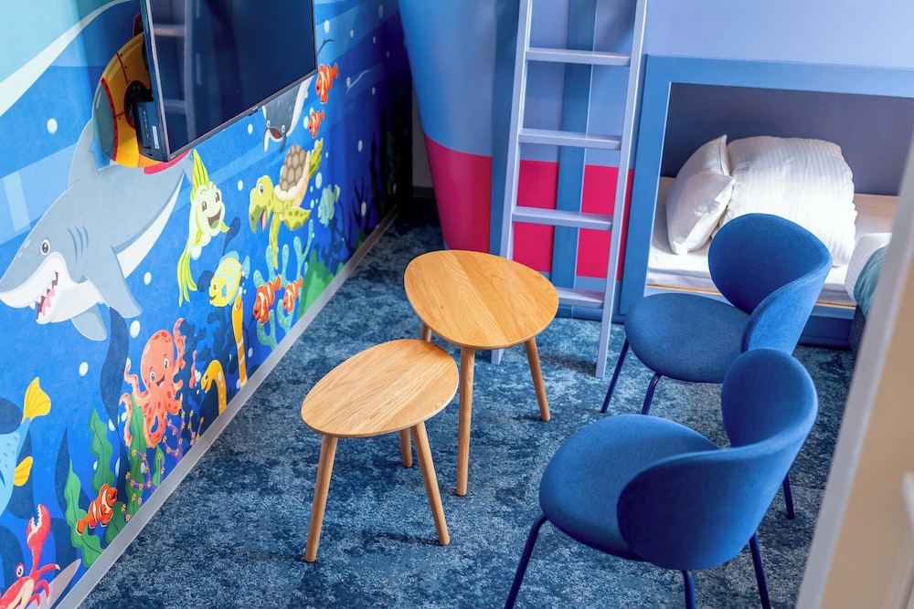 Sea-Themed Family Room - Photo 6