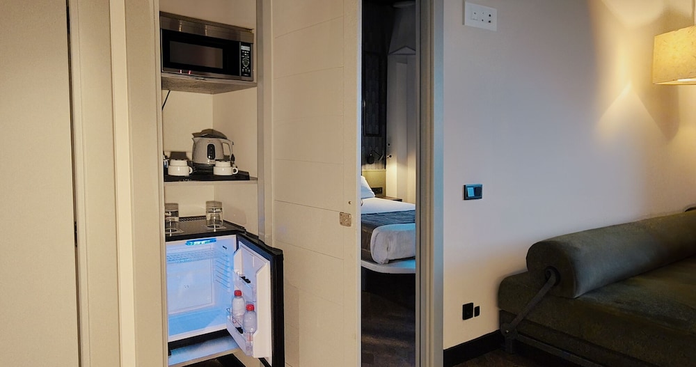Family Room (3 Adults And 1 Child) - Photo 10