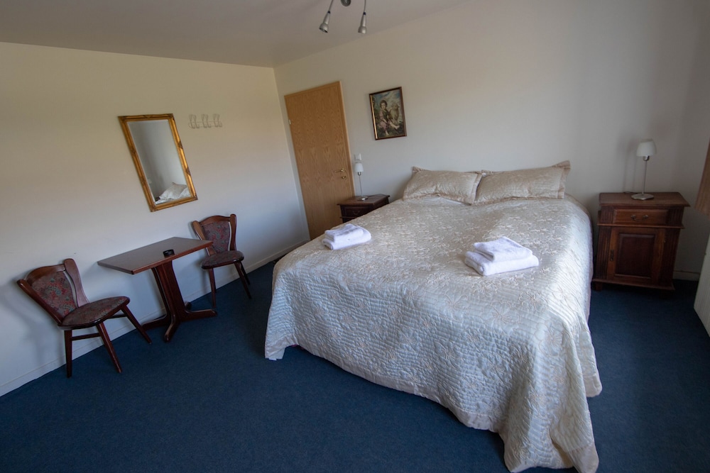 Double Room, Shared Bathroom photo 2