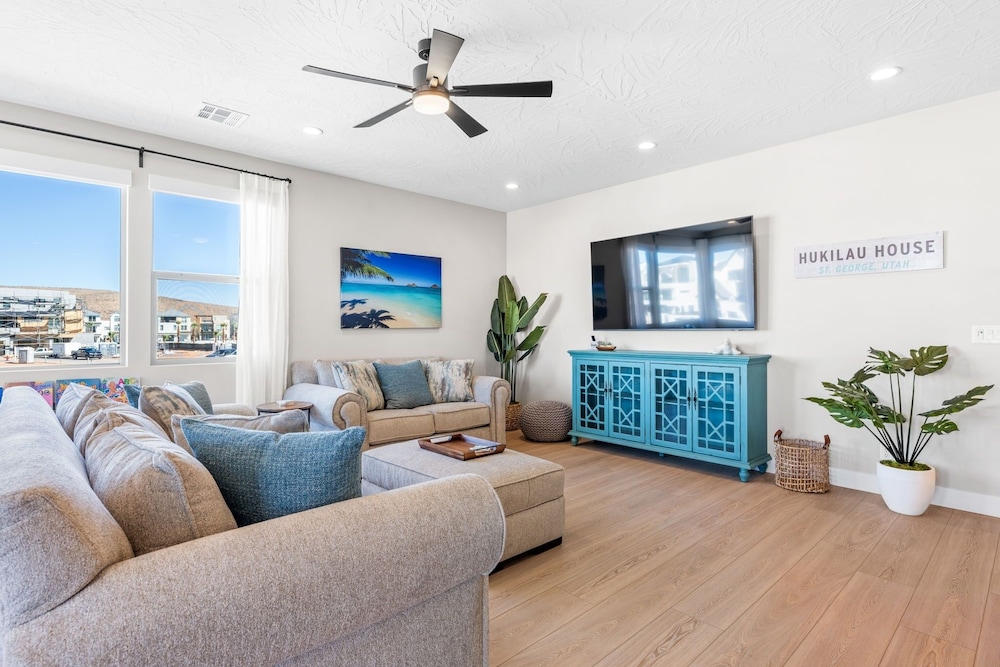 Townhome, 5 Bedrooms