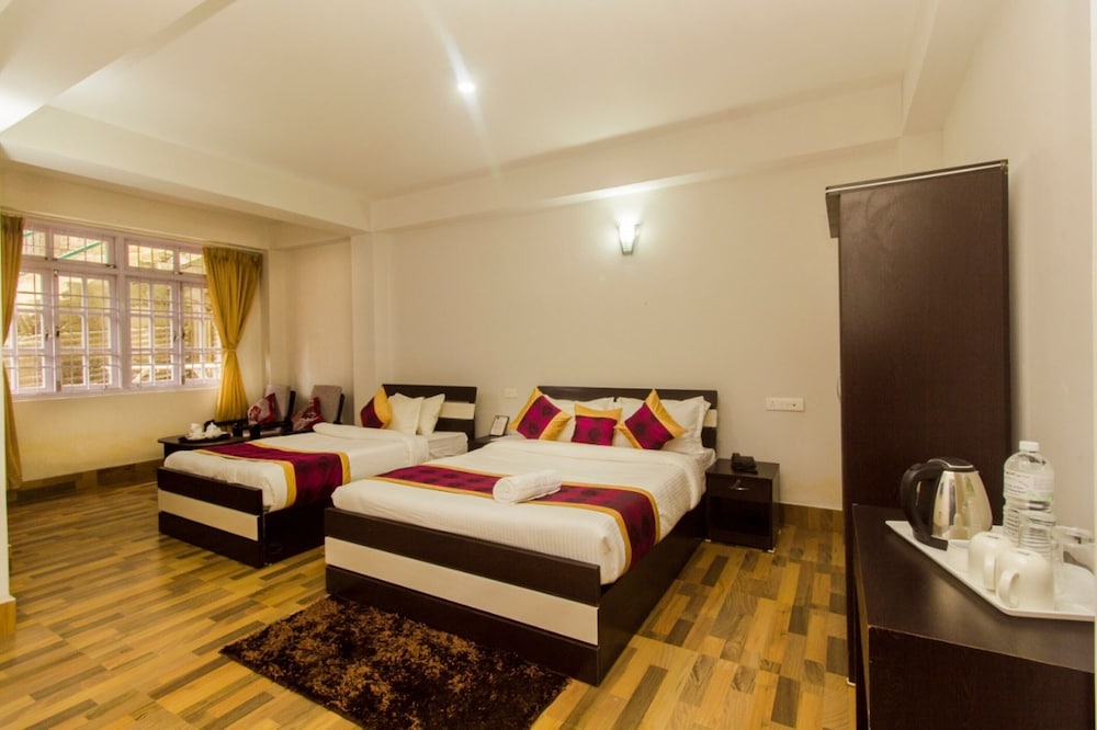 Deluxe Triple Room - Photo 2
