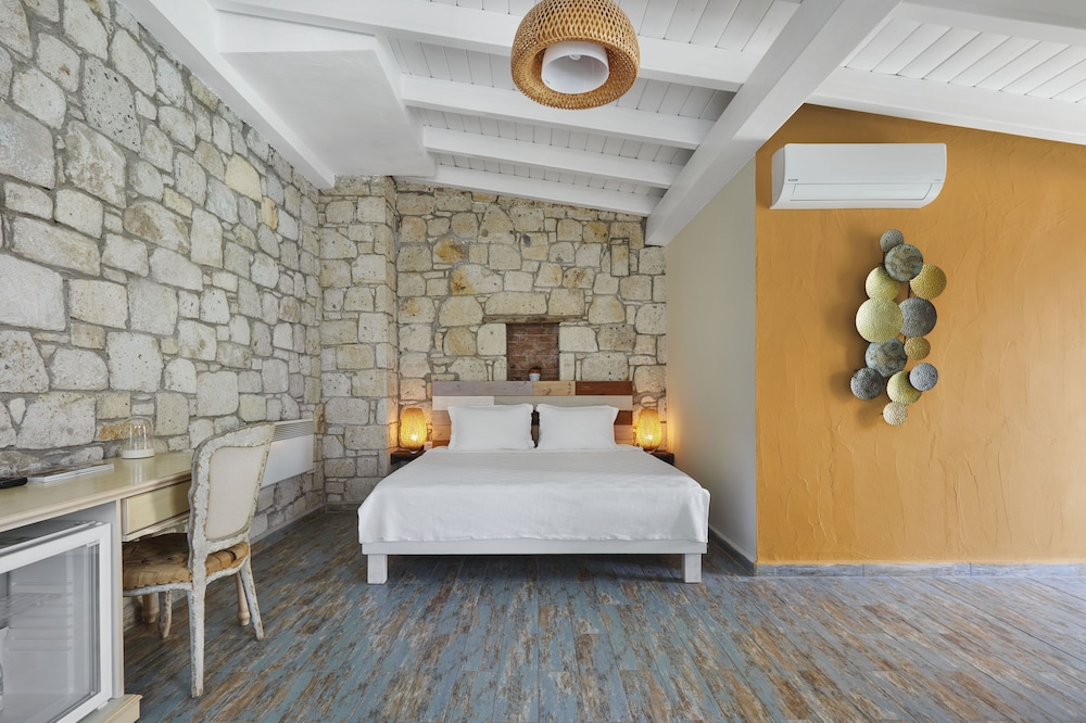 Superior Room with Garden View