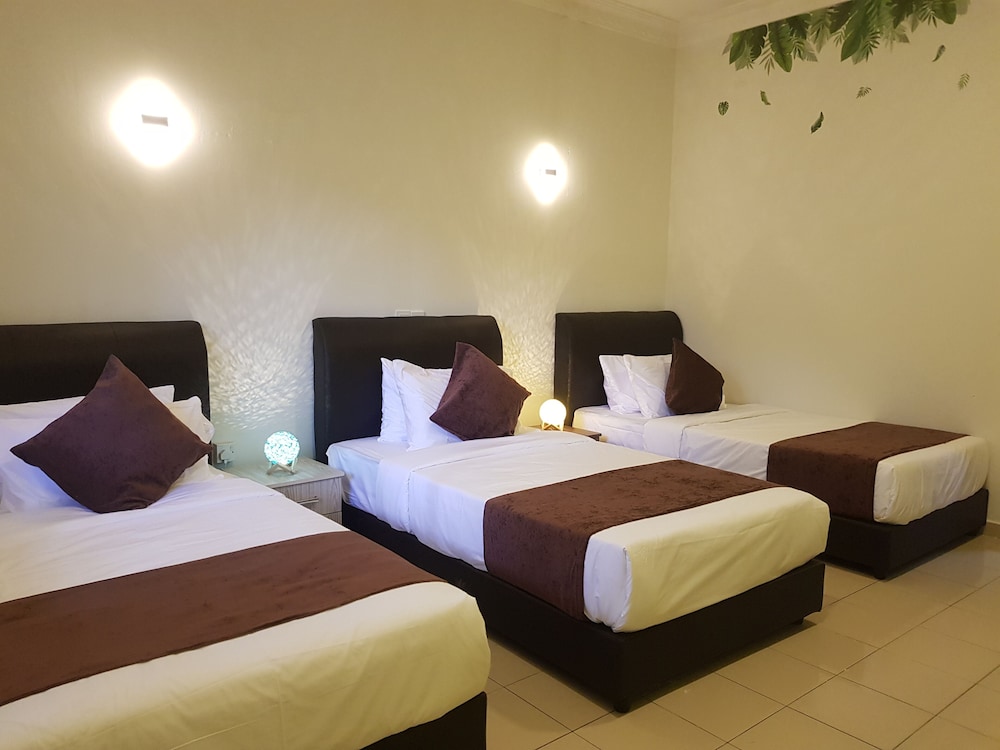 Family Triple Room - Photo 4
