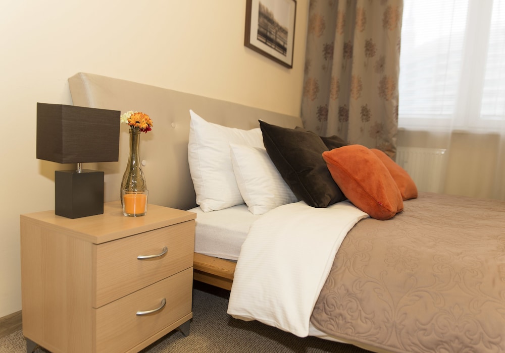 Deluxe Apartment, 1 Bedroom, Balcony, City View photo 3