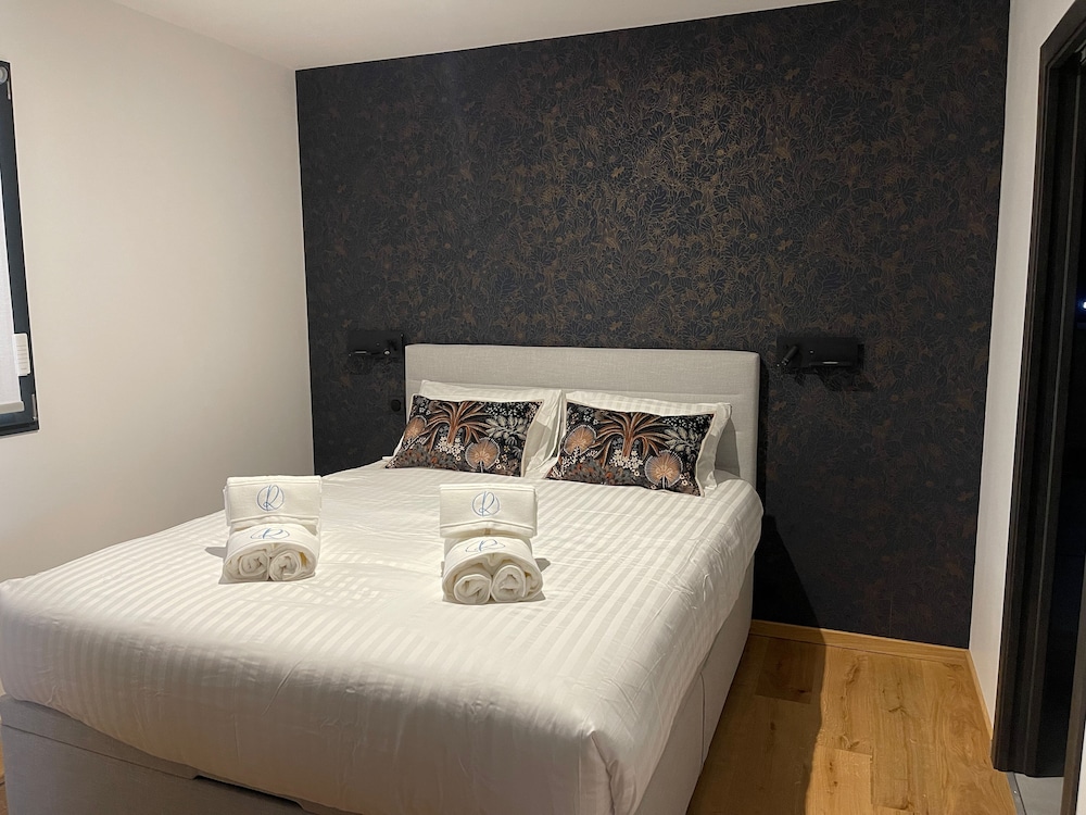 Premium Apartment photo 1