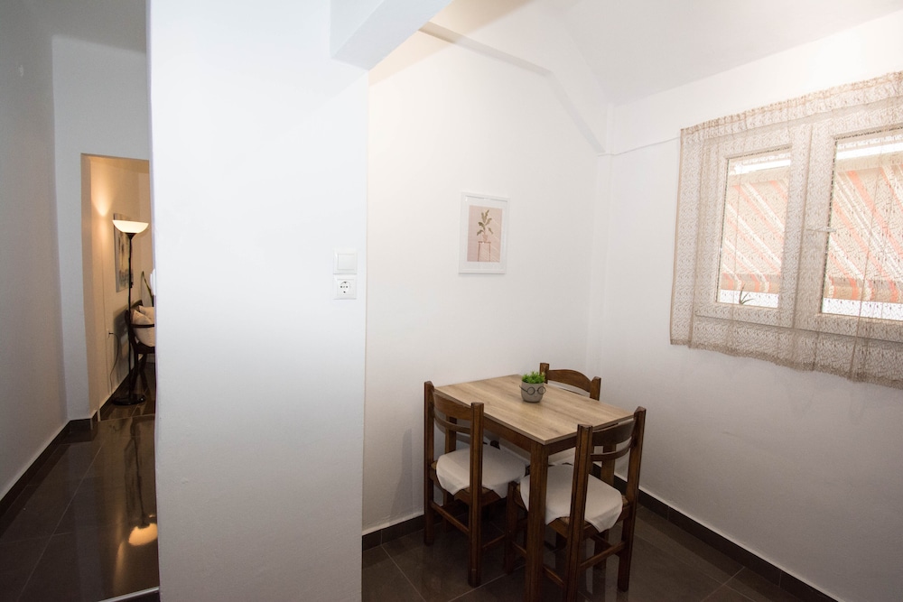 Apartment photo 3
