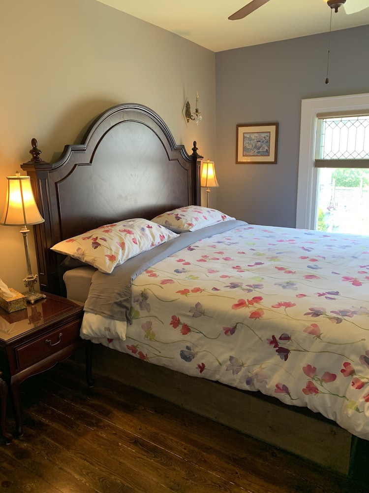 Maple Room