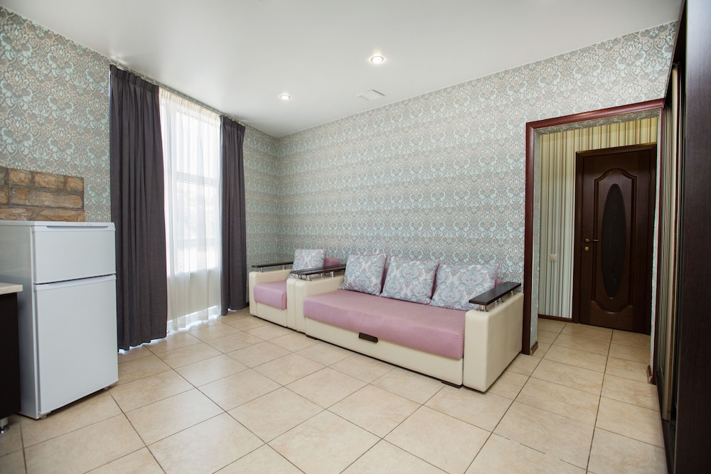 Family Apartment, 1 Queen Bed with Sofa bed photo 3
