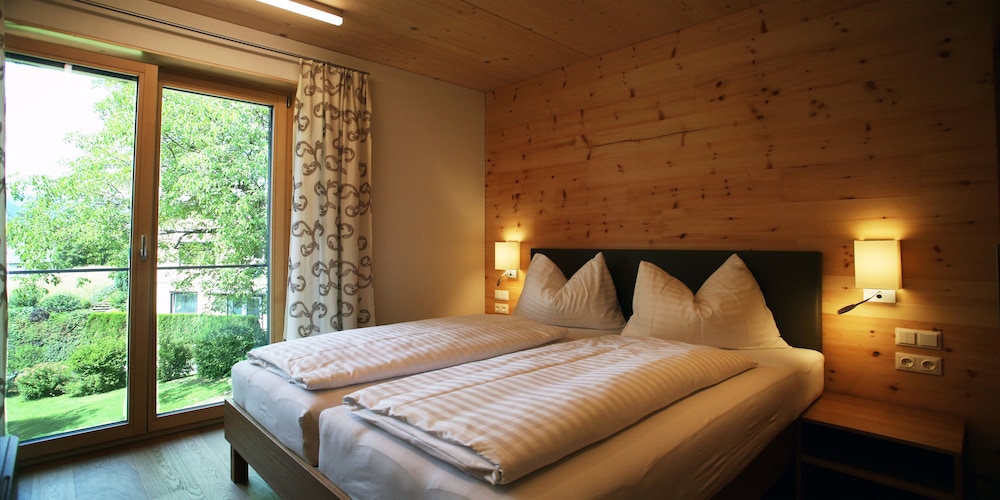 Deluxe Apartment (Faaker See) photo 2