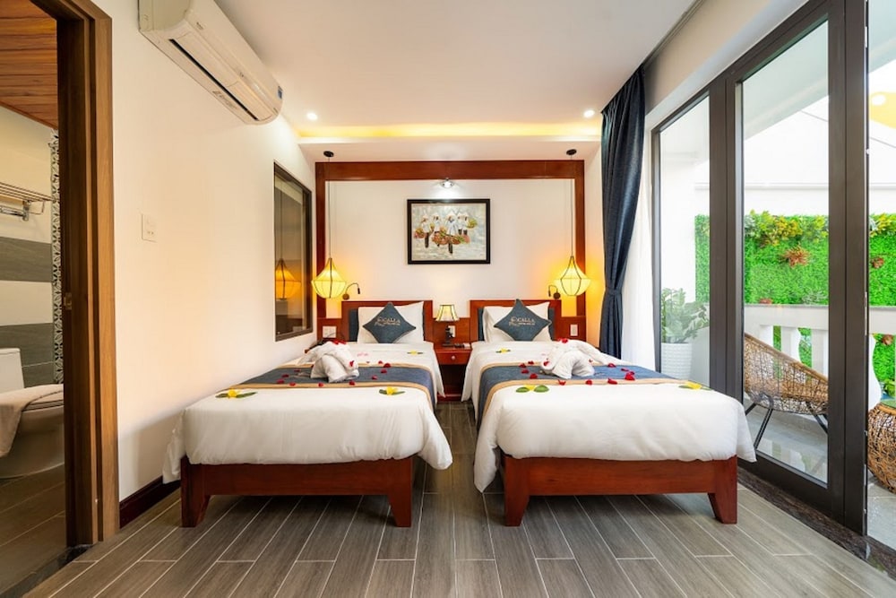 Deluxe Twin Room, City View