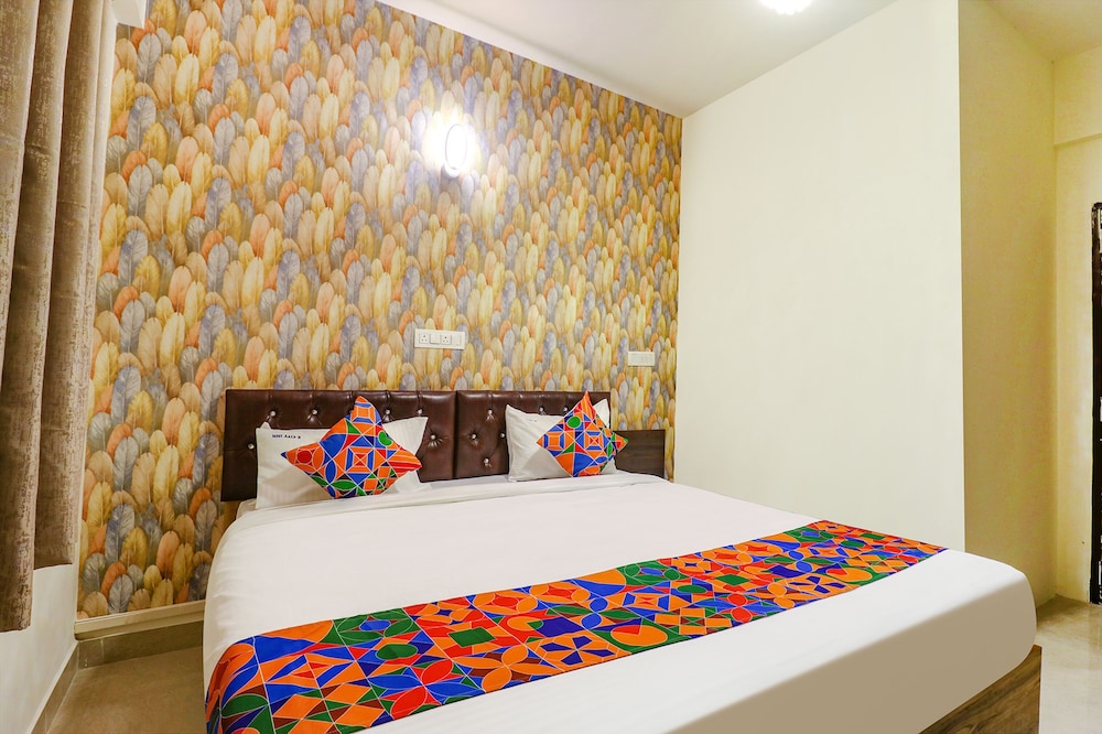 Deluxe Room - Photo 1