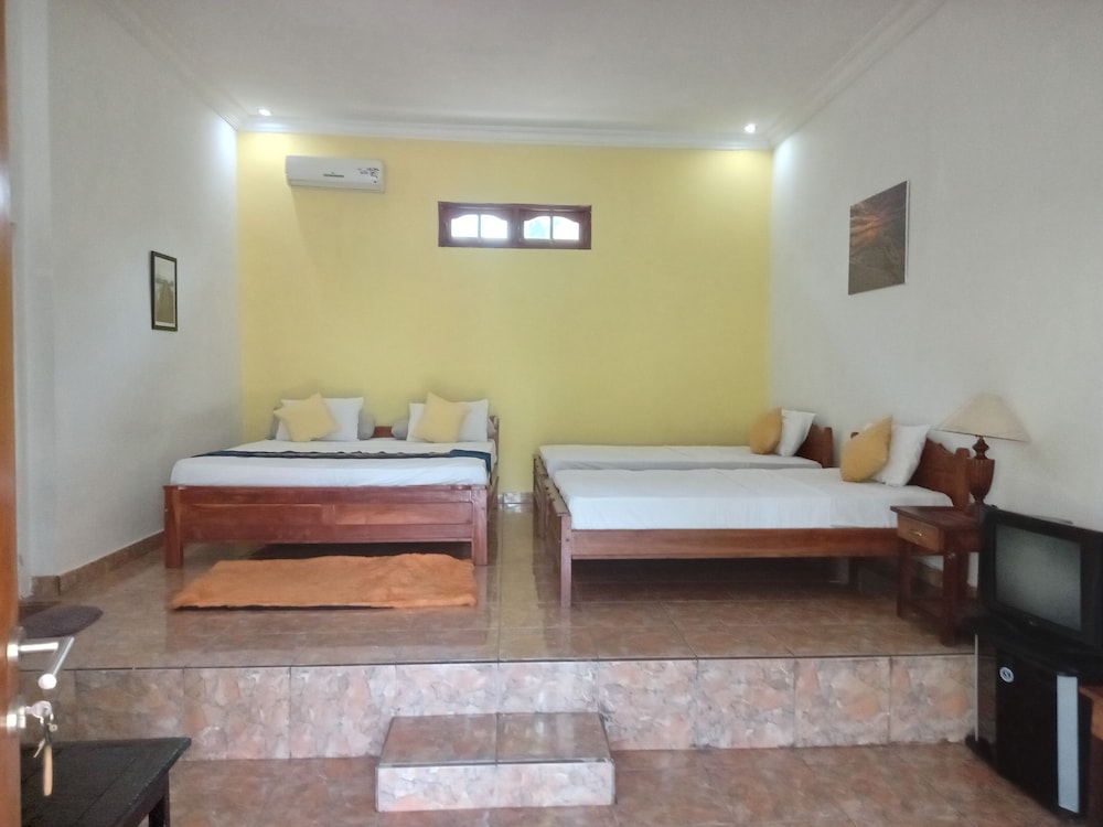 Deluxe Quadruple Room