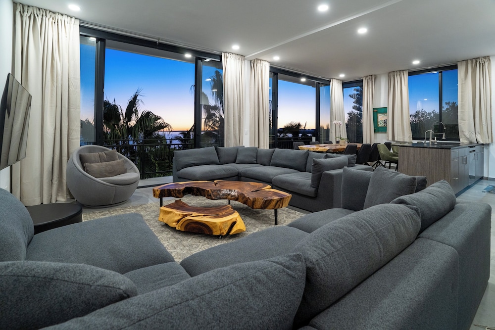 Presidential Apartment photo 1