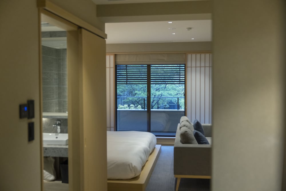 Junior Suite Twin Room, Non Smoking - Photo 19