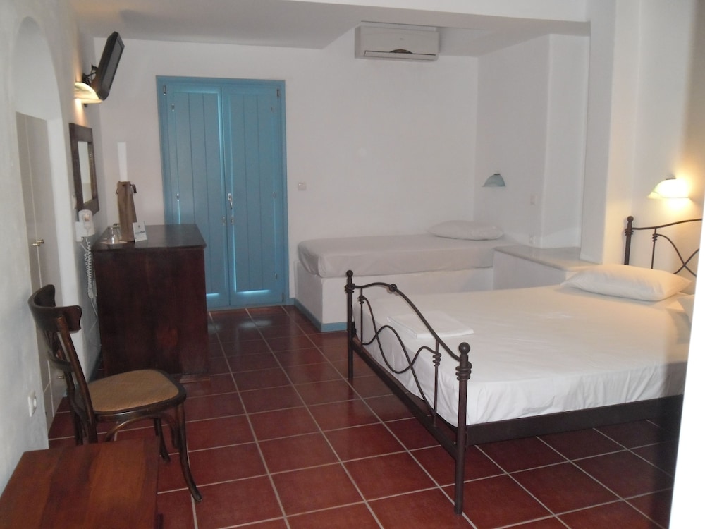 Superior Triple Room