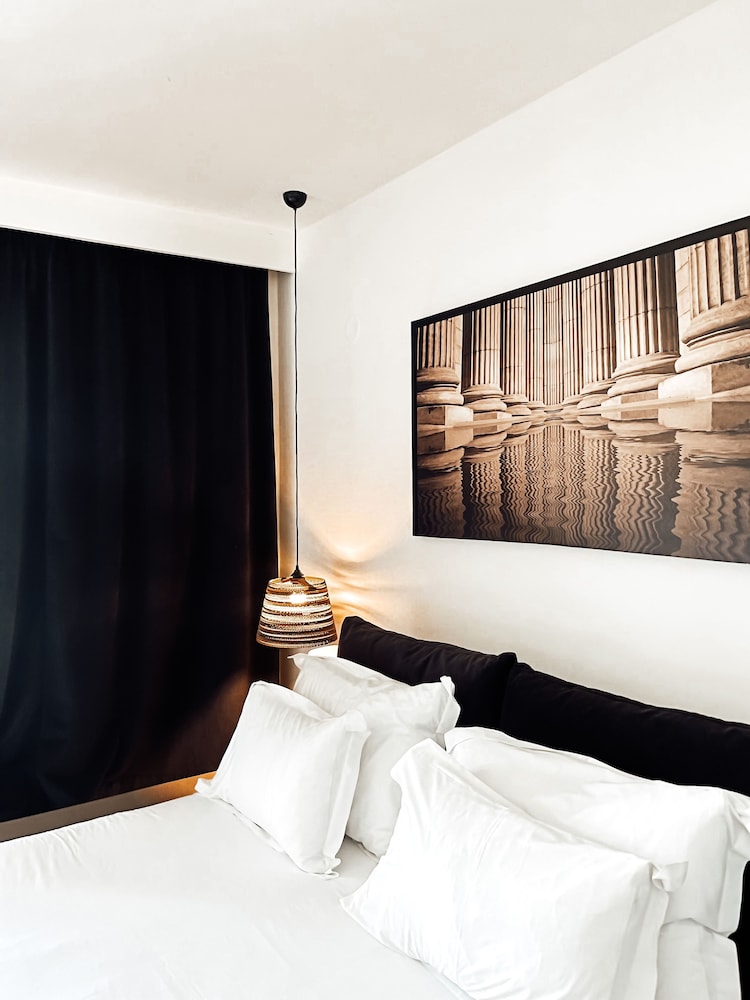 Double Room, Beachfront photo 1