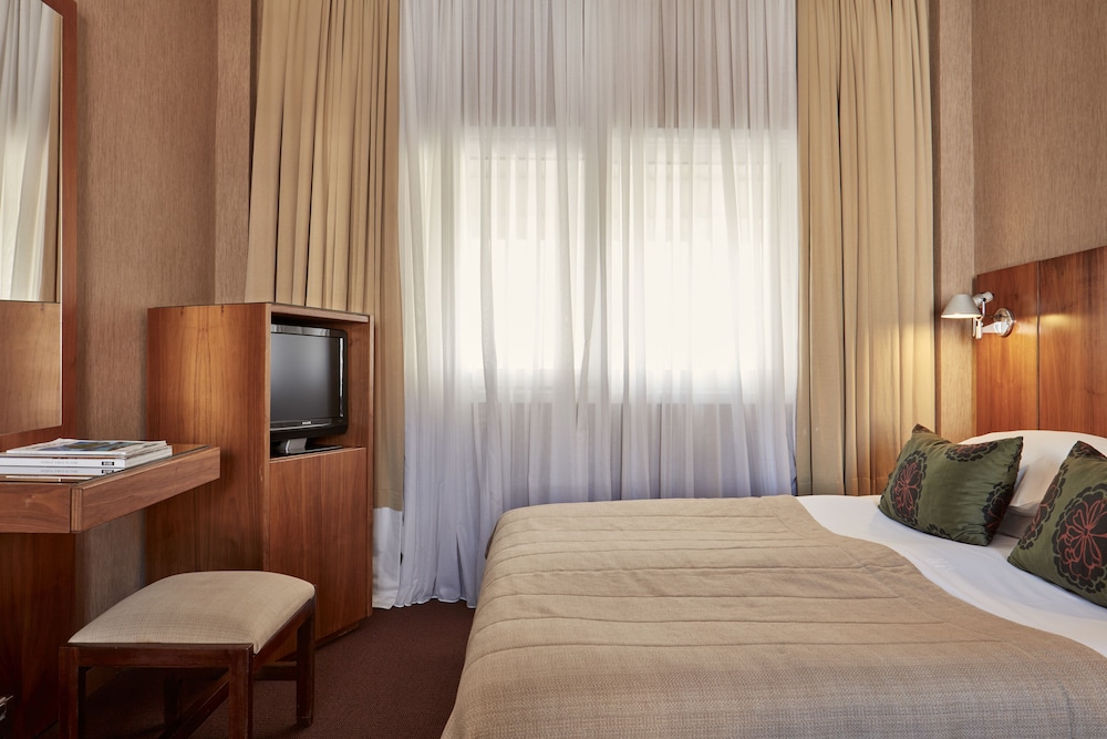 Standard Double or Twin Room, Non Smoking photo 1
