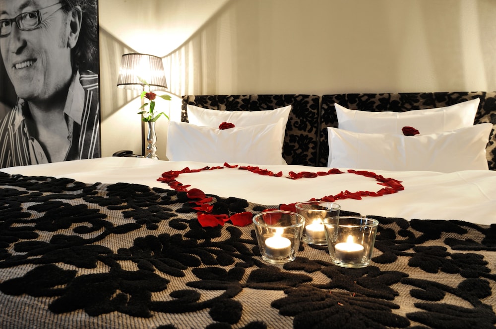 Executive Room - Photo 3