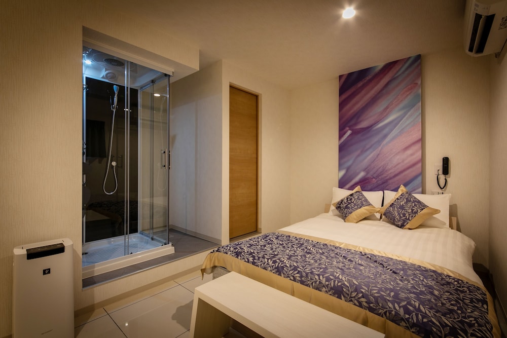 Chillax Superior Room, Smoking (E-Cigarettes Only) photo 2