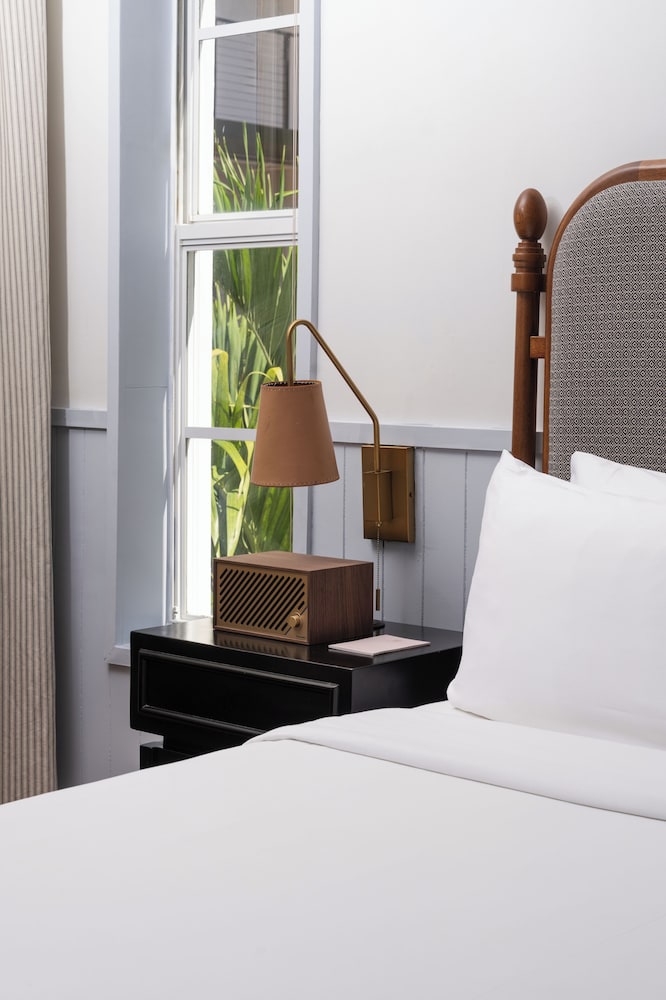 Superior Room, 1 King Bed, Non Smoking