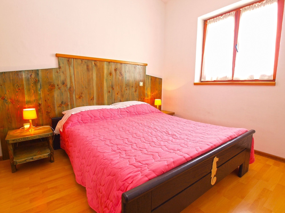 Apartment, 1 Bedroom (750/1755)