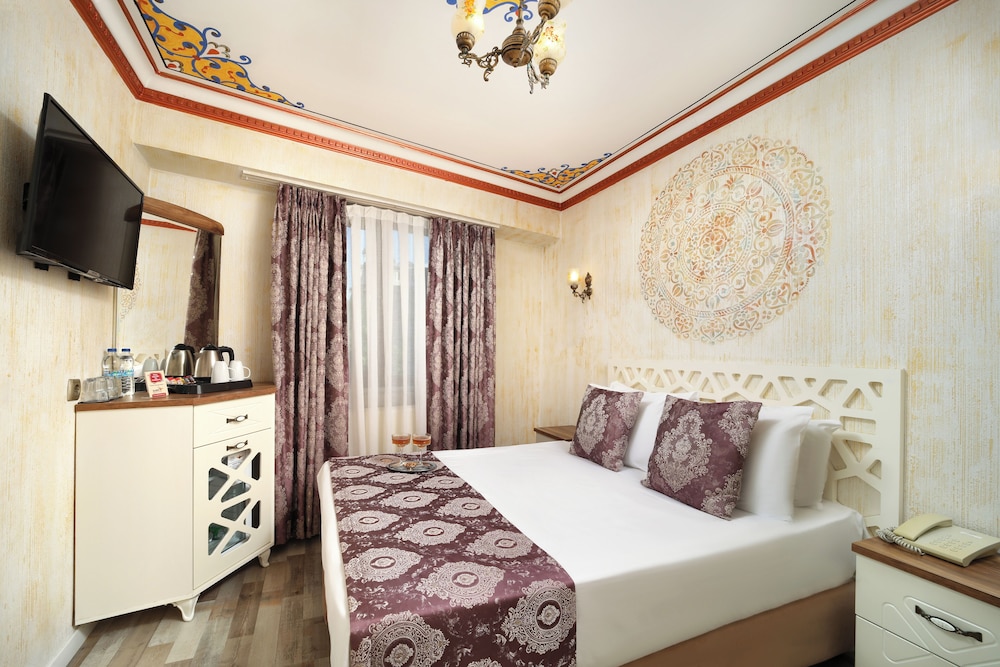 Standard Double Room photo 3