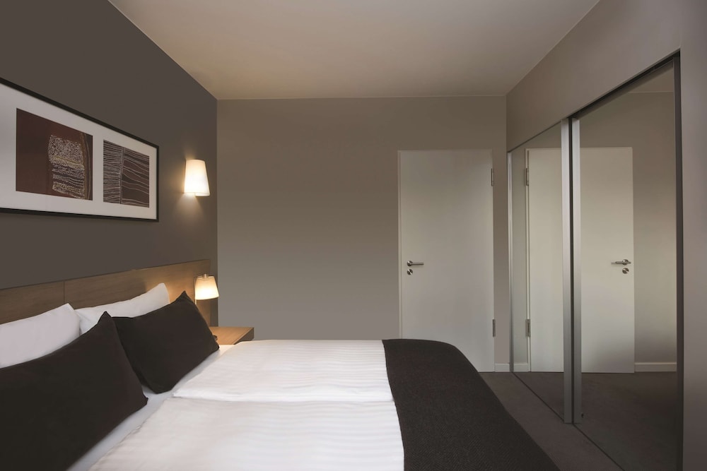 Premier Apartment, 2 Bedrooms - Photo 2