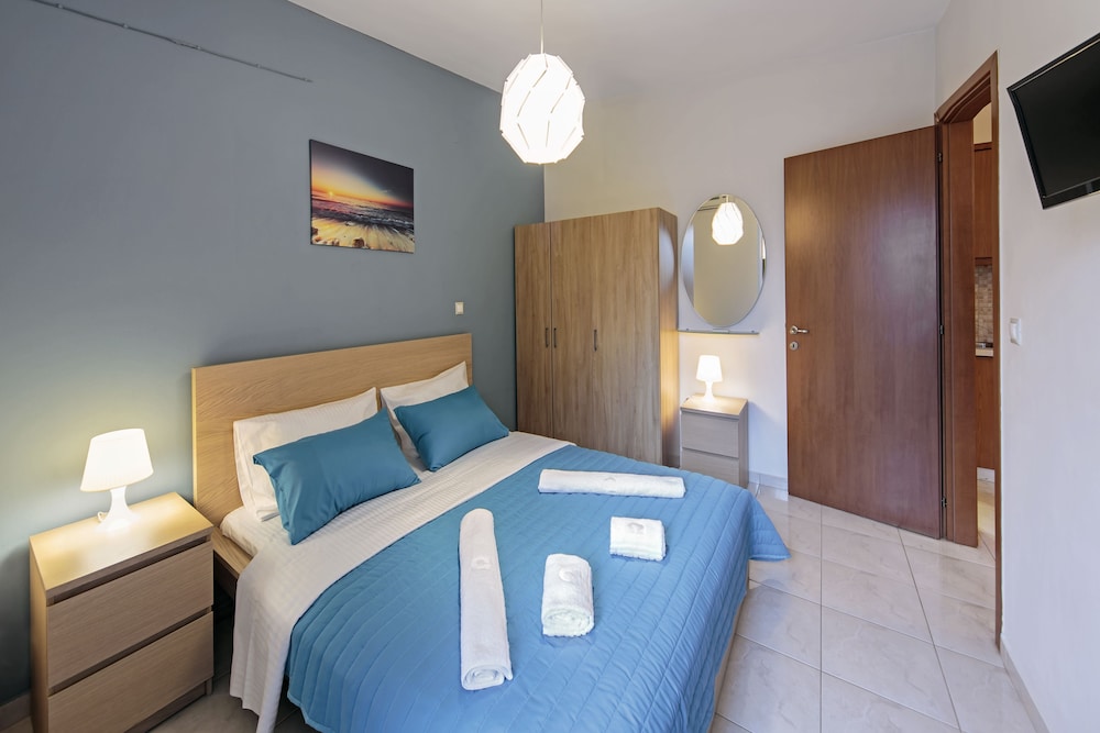 Comfort Apartment, Multiple Beds, Courtyard View, Beachside photo 1