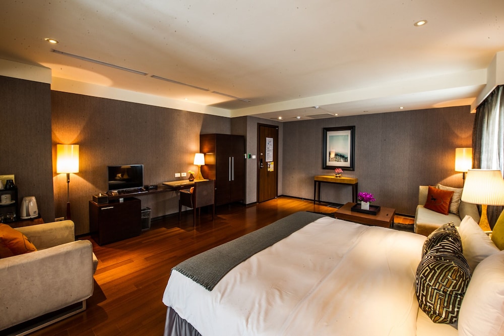 Deluxe Room (Vogue)