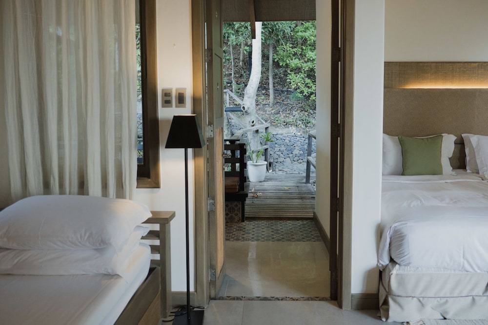 Anima (Grand-Premiere Partial Ocean View Suite) photo 2