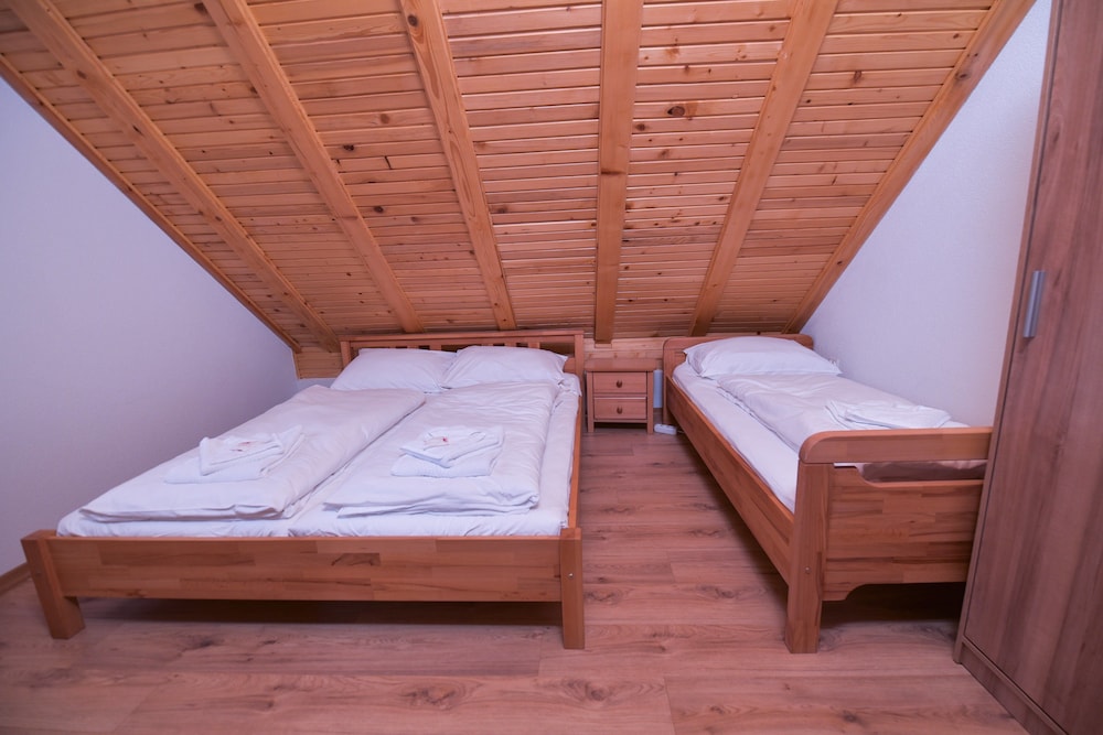 Apartment, 2 Bedrooms, Balcony photo 1